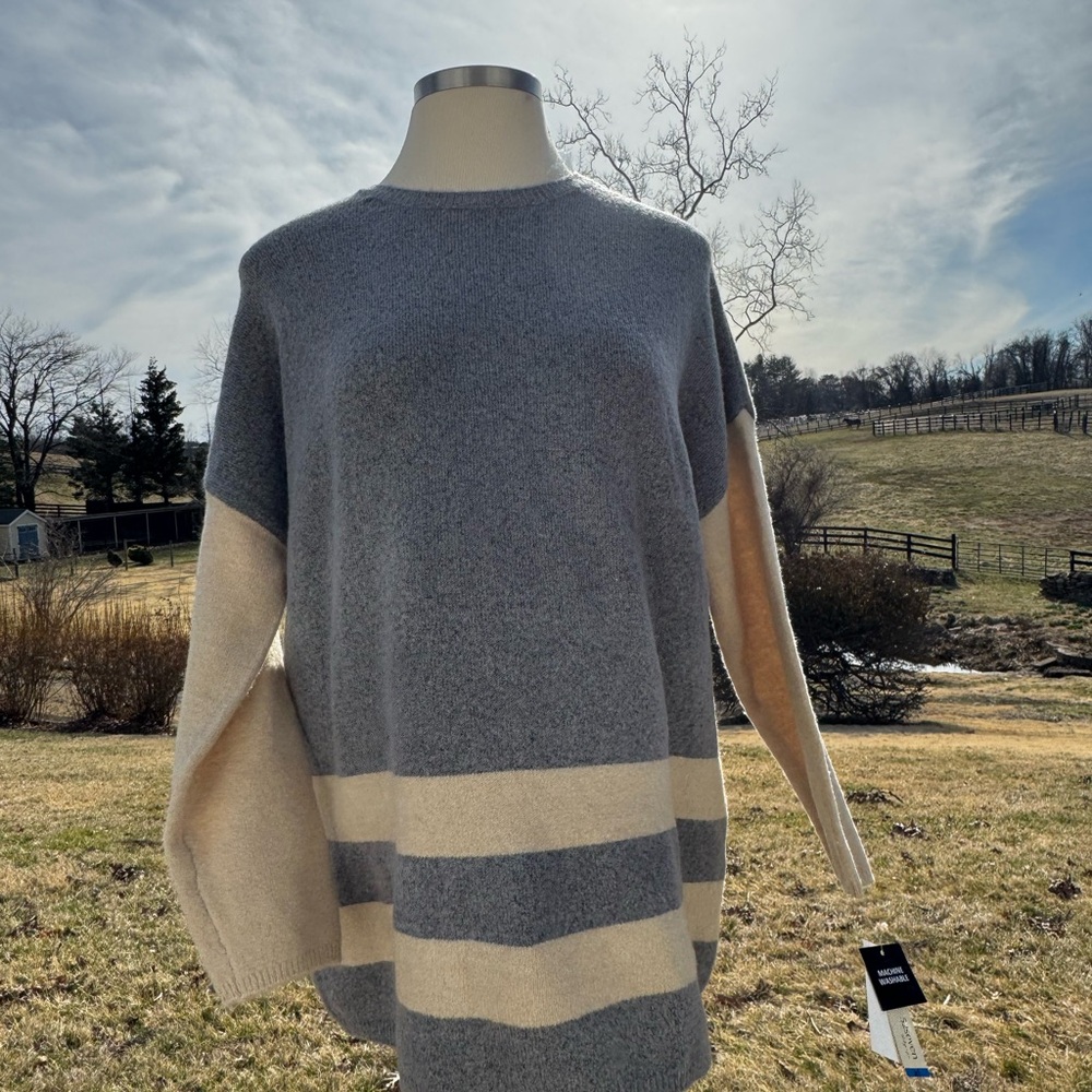 Gray and Cream Crew Neck Sweater with Color-Block Design